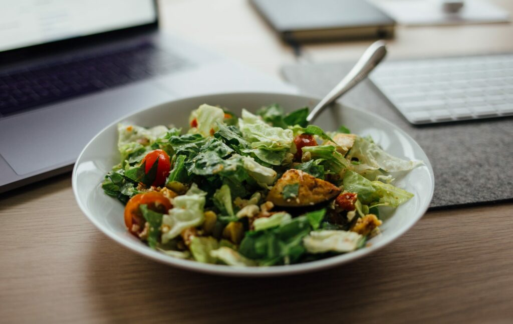Healthy salad bowl with colourful vegetables