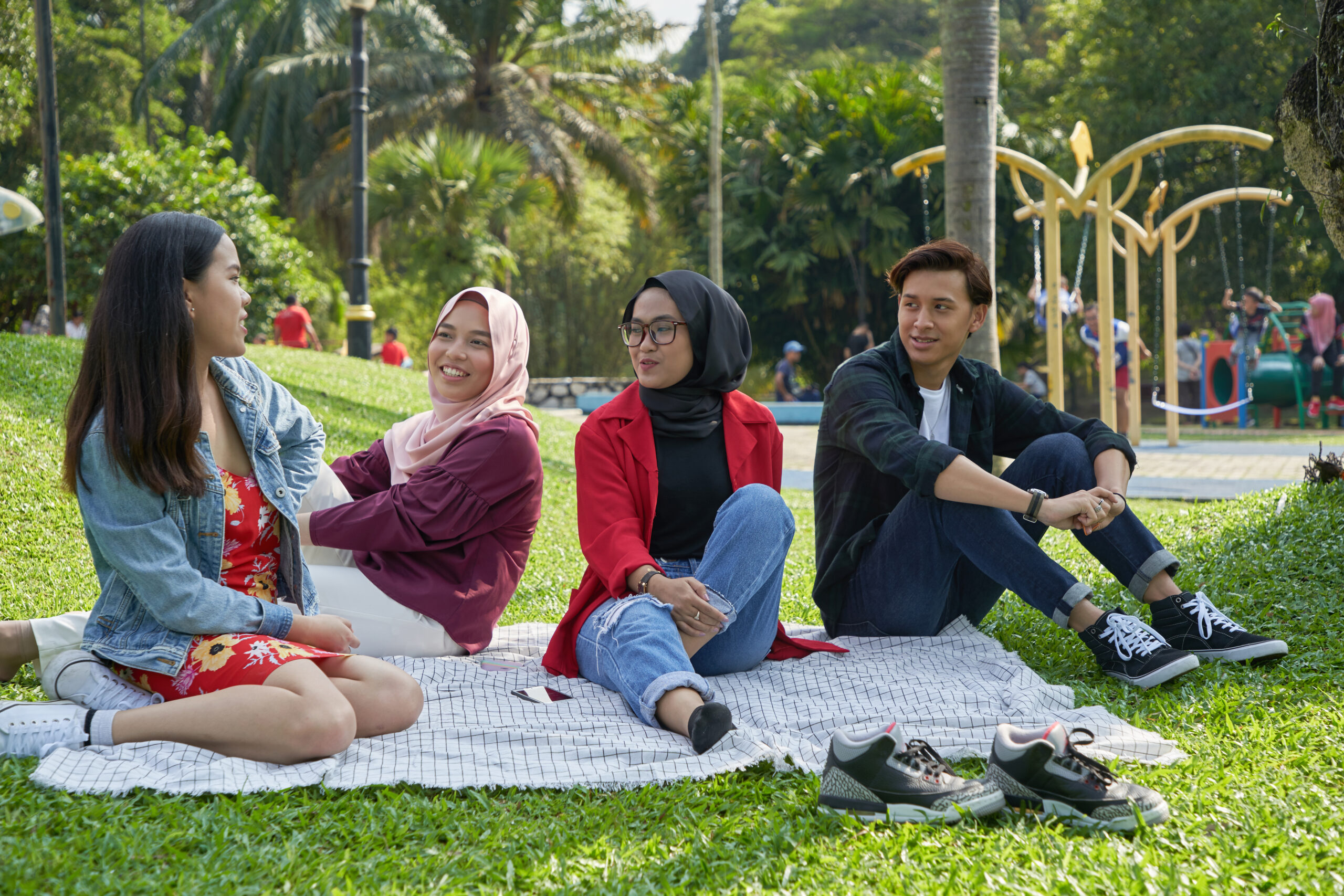 muslims, non-muslims, conversations, talking,