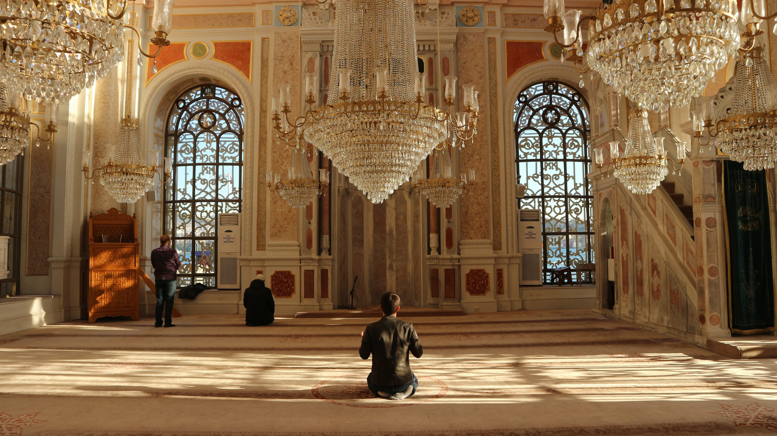 LOW jim pave d5Nk3q23ky4 unsplash copy scaled Healthy Habits Of Contemporary Global Muslims
