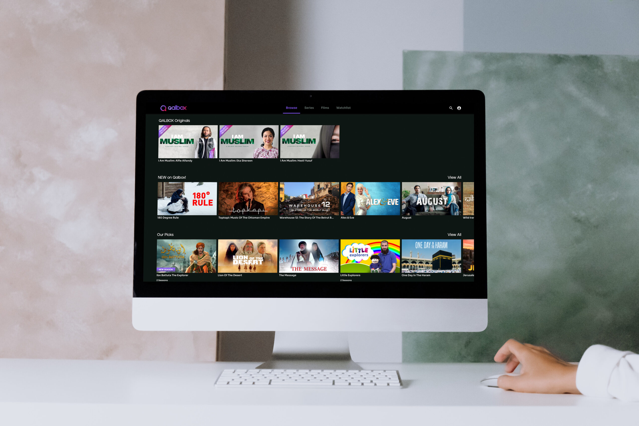 LOW pexels cottonbro studio 5082567 scaled 5 Tips for a Fun Movie Night