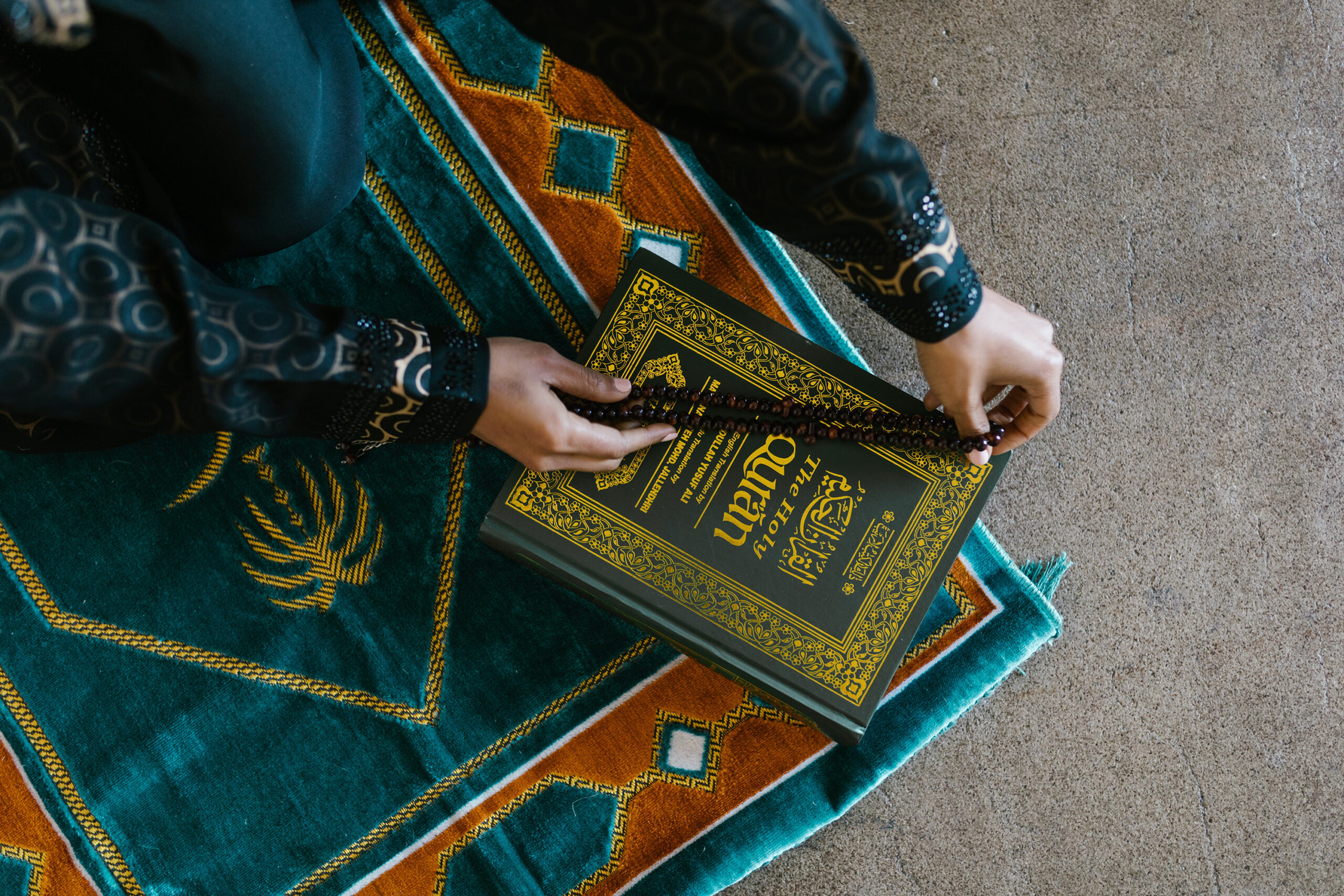 LOW pexels rodnae productions 7249367 scaled Healthy Habits Of Contemporary Global Muslims
