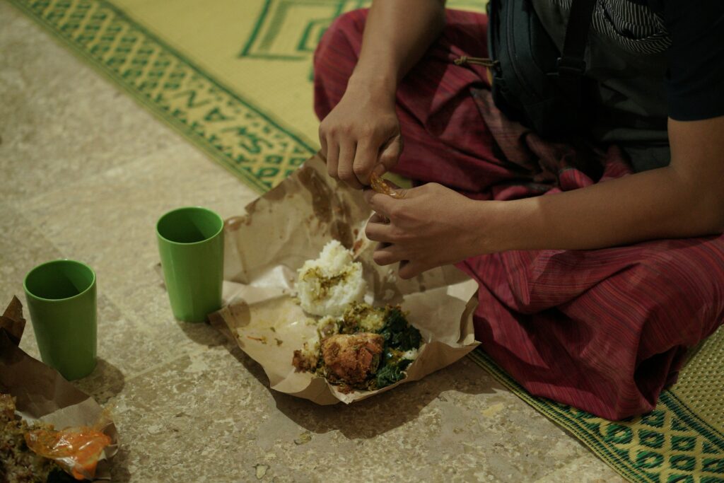 Rice packets for iftar