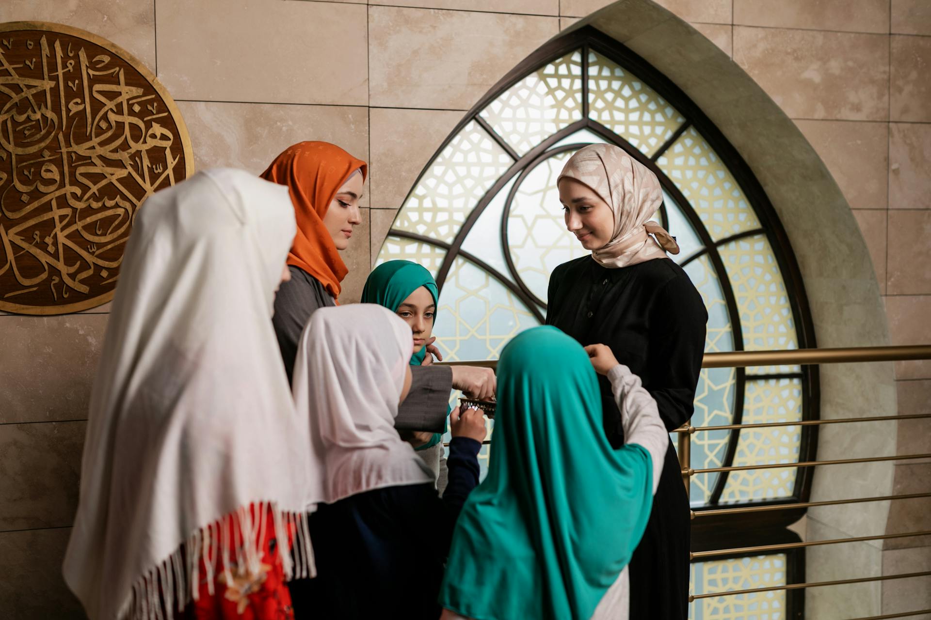 How Prophet Muhammad (PBUH) Honored Women and Family