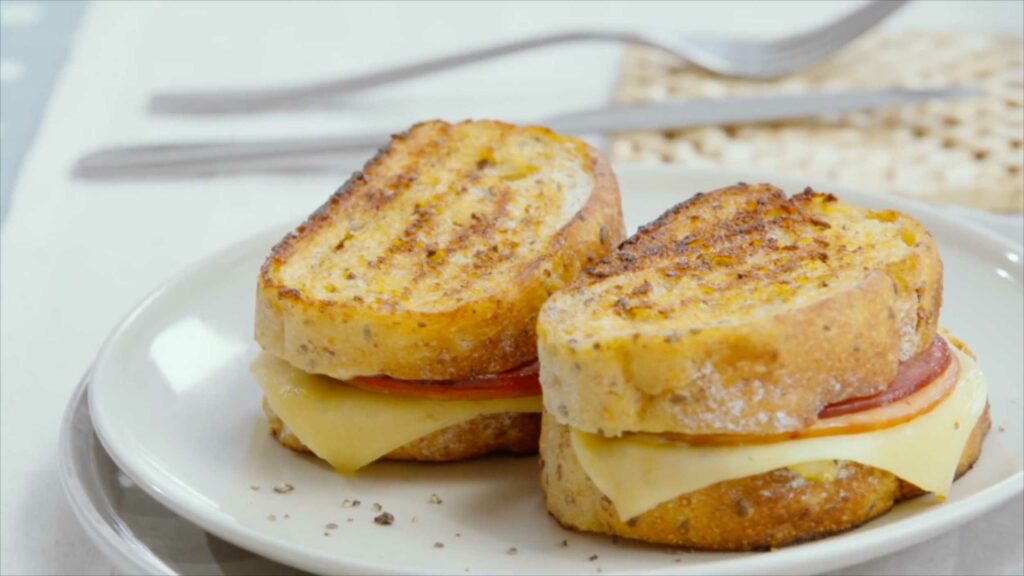 SimpleSahur EP23 GrilledCheeseTurkeyHam 30 Super Simple & Healthy Sahur Ideas For Ramadan 2024