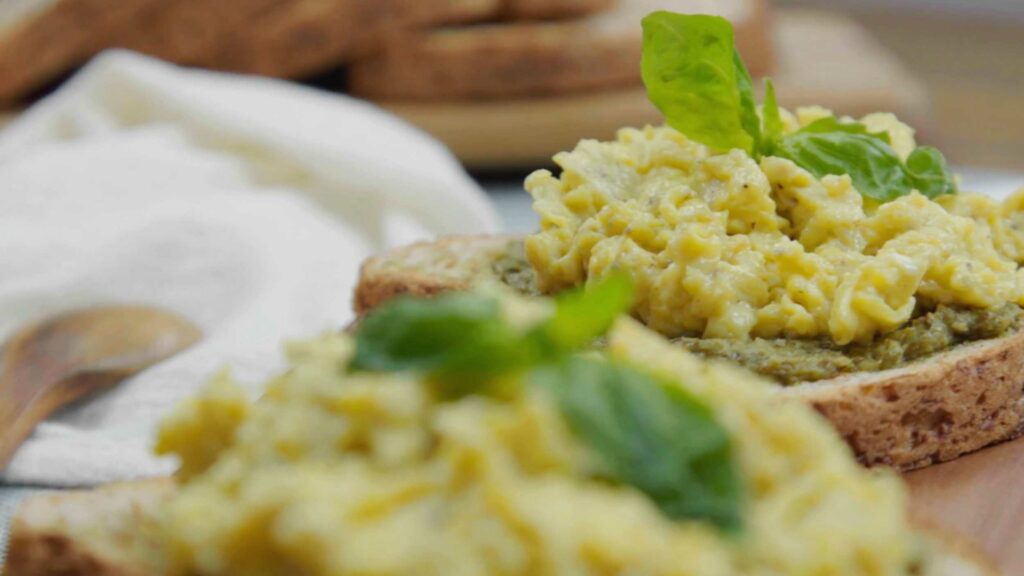 SimpleSahur EP26 PestoScrambledEggs 30 Super Simple & Healthy Sahur Ideas For Ramadan 2024