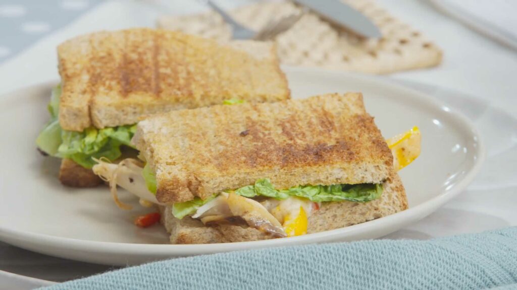 Simple Sahur Recipe - Grilled Chicken Sandwich